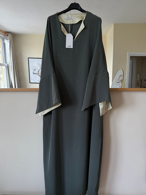 Aura Abaya